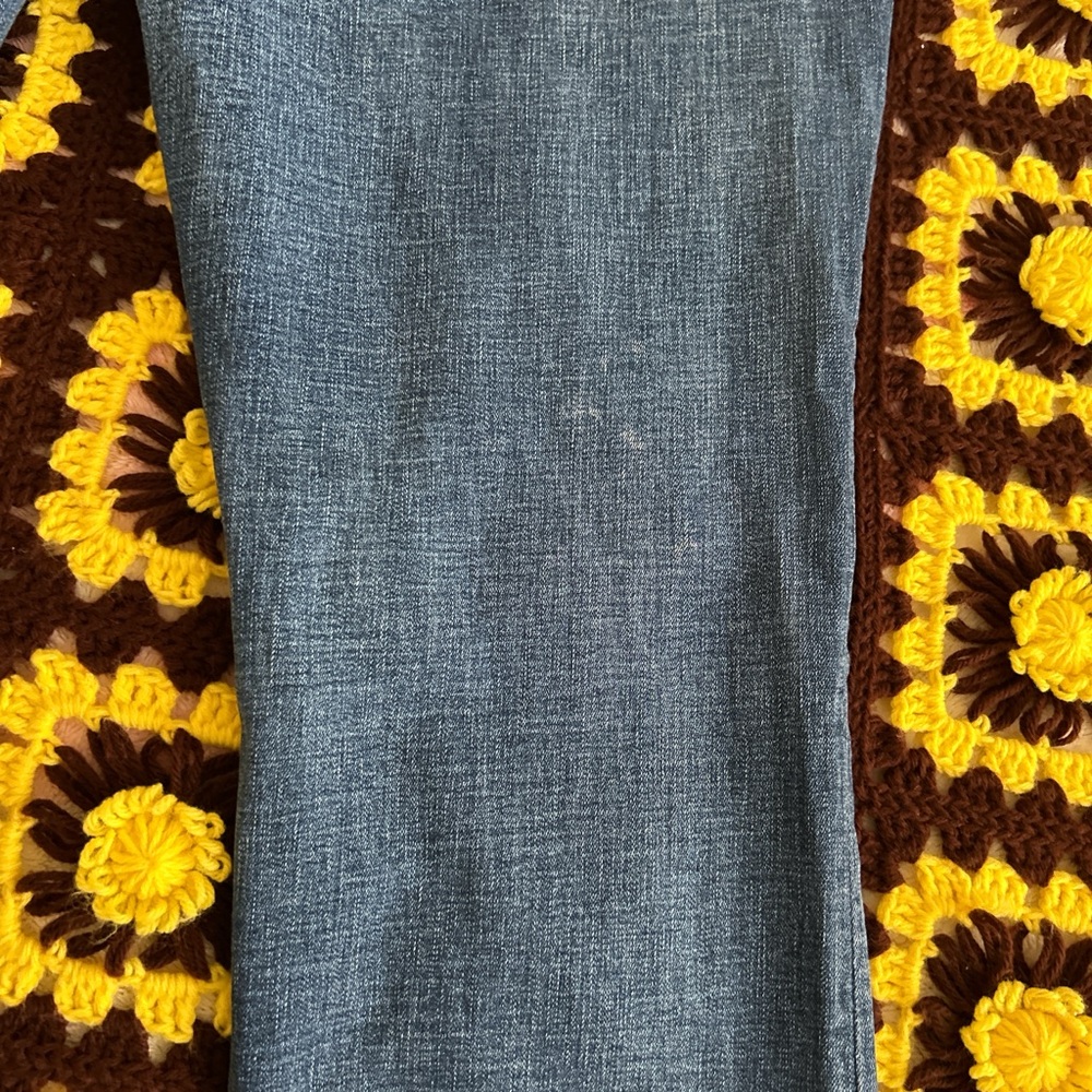 Navy Blue Miss Me Los Angeles Mid Rise Boot Cut Embroidered Floral Denim Jeans - Picture 3 of 6